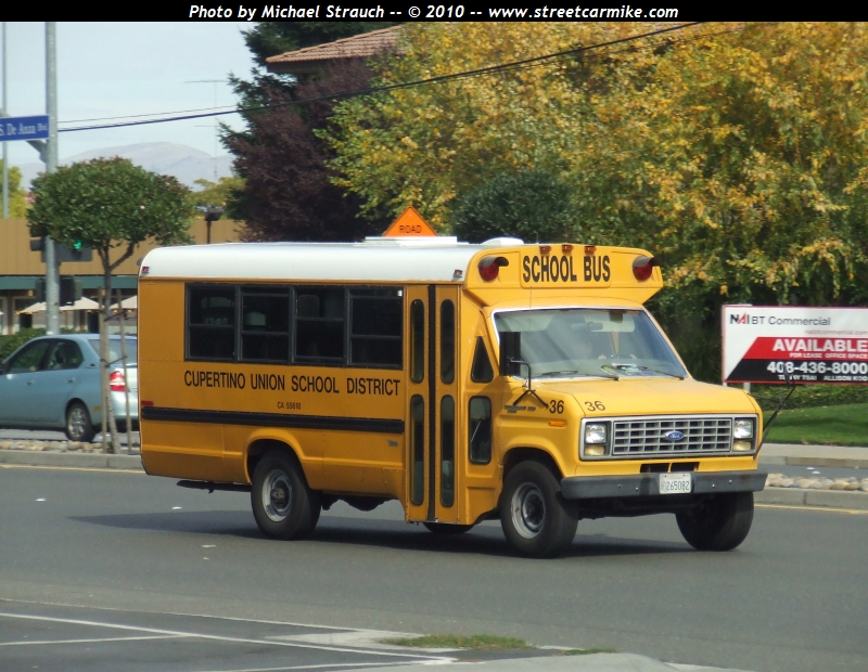 Cupertino Union School District Buses @ streetcarmike.com